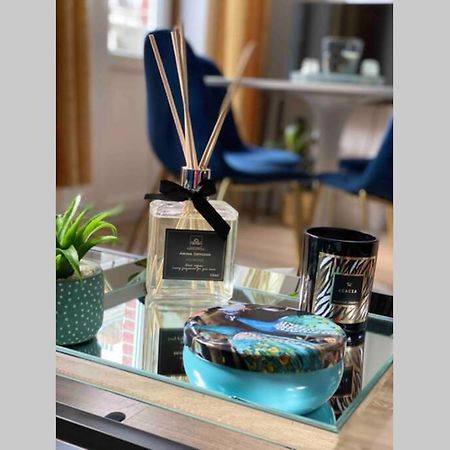 Luxury 1Bedroom Apartment Μον Εξωτερικό φωτογραφία